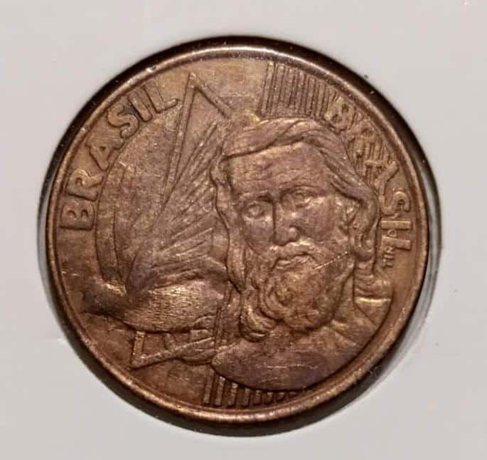 Foto mostra uma moeda de cinco centavos cunhada em 2005.